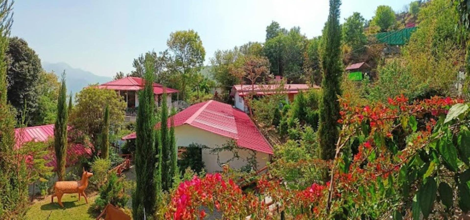 The Village Retreat Resort , Guptkashi Gupta Kāshi Dış mekan fotoğraf